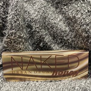 Urban Decay Honey eyeshadow palette